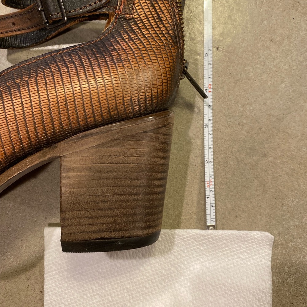 Freebird by Steven Copper Brown Textured Leather Heels - Picture 10 of 16